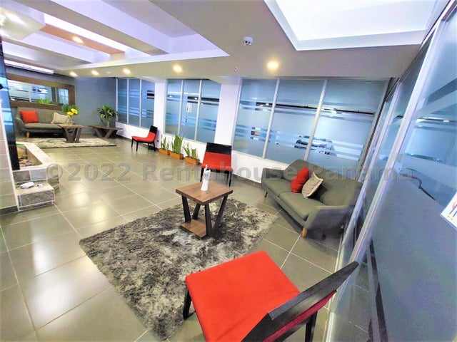 Affordable  Penthouse in Panama
